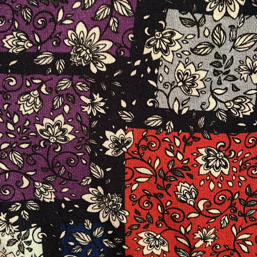 LuLaRoe Sarah Size Medium Cardigan/Duster/Sweater Long Sleeve - Picture 5 of 8